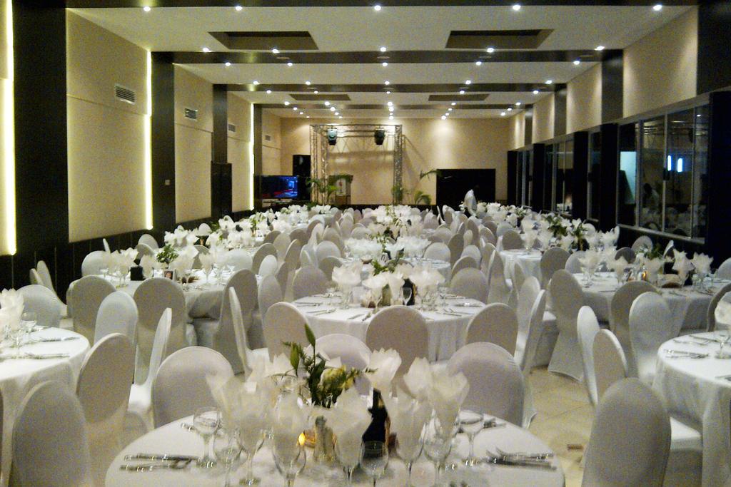 Hotel Royal Kinshasa Exterior foto