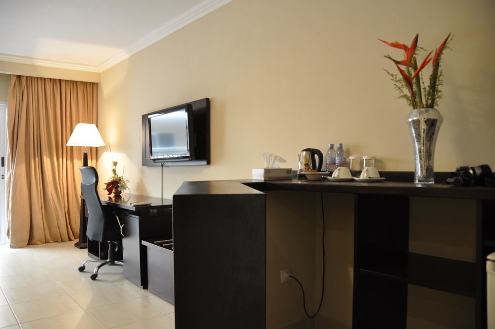 Hotel Royal Kinshasa Exterior foto